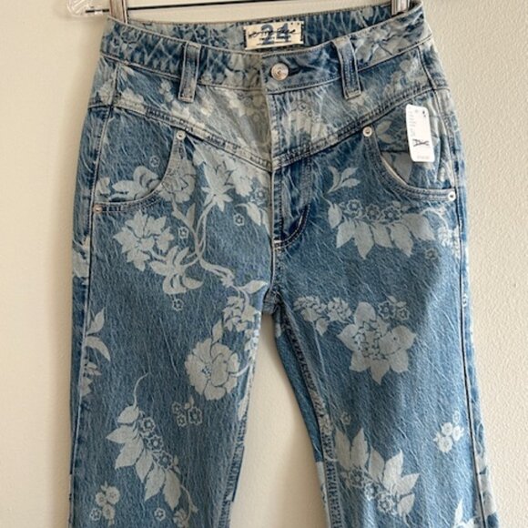 We The Free Free People Denim - We The Free FP Blue Sky Yoke Floral Naomi Printed Slim Flare Mid Rise Jeans NWT